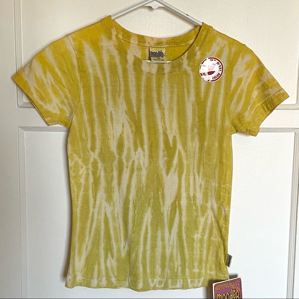 Hypercolor color change heat reactive tshirt